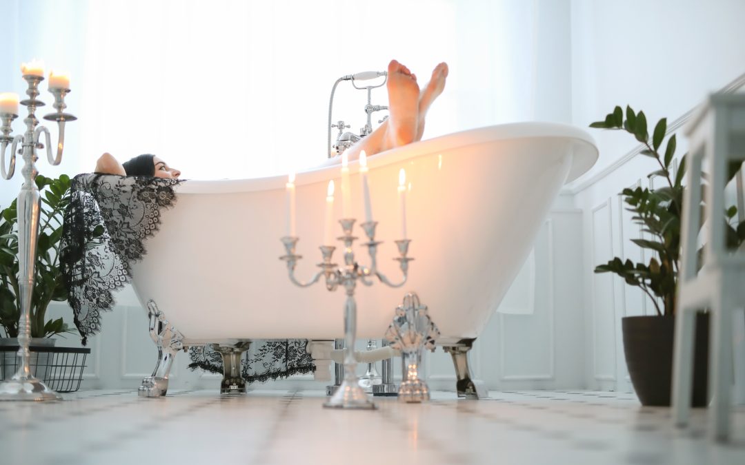 Small Bathroom Solutions: Designing for Space and Style